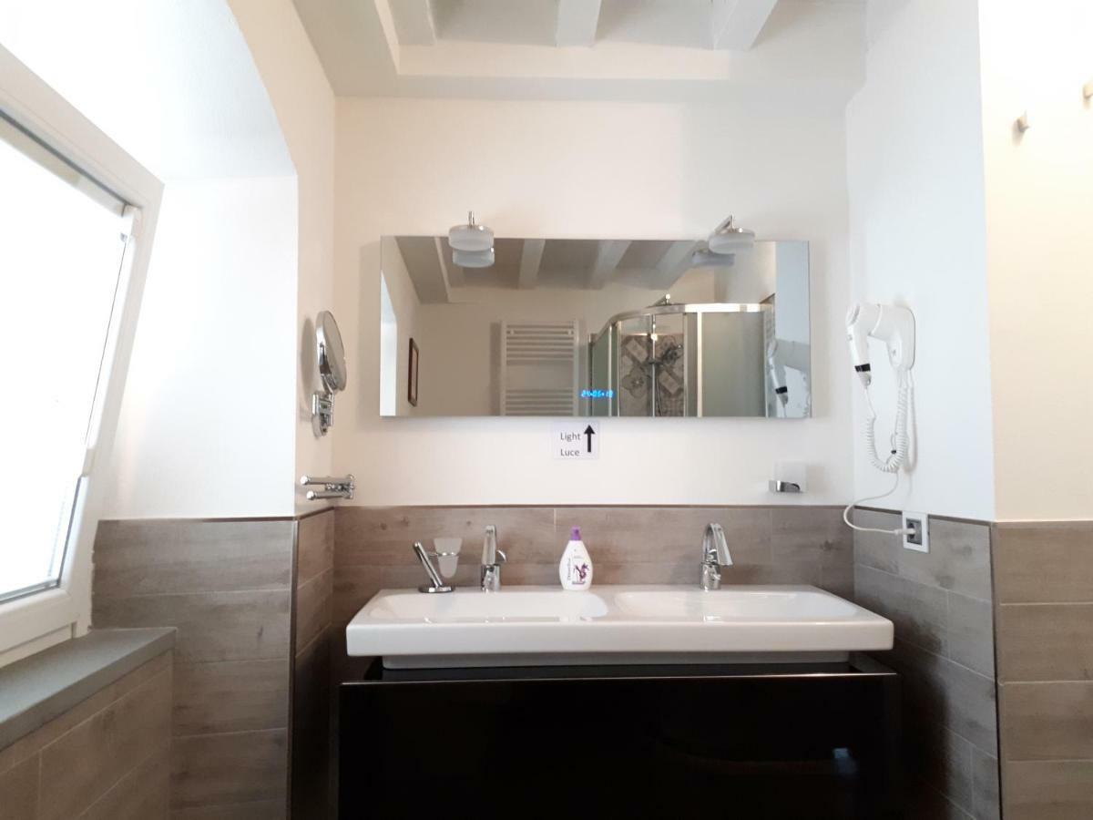 Casadina Villa Monte Isola Buitenkant foto